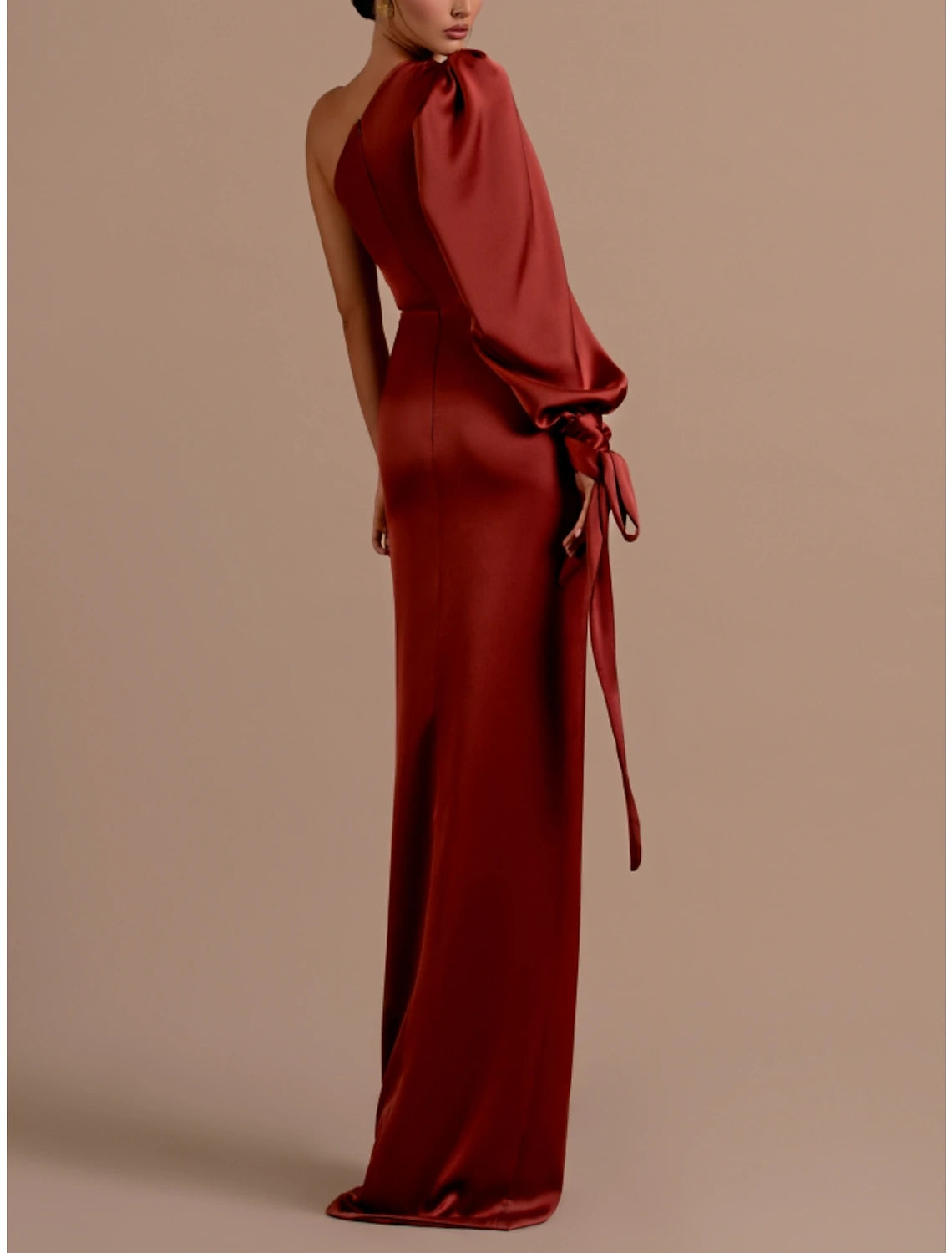 Abito da sera a trapezio, elegante, formale, con scollo a V, a ruota, in raso, con piume, arricciato, con spalline, stile natalizio, rosso e verde, con strascico, manica lunga, 2025